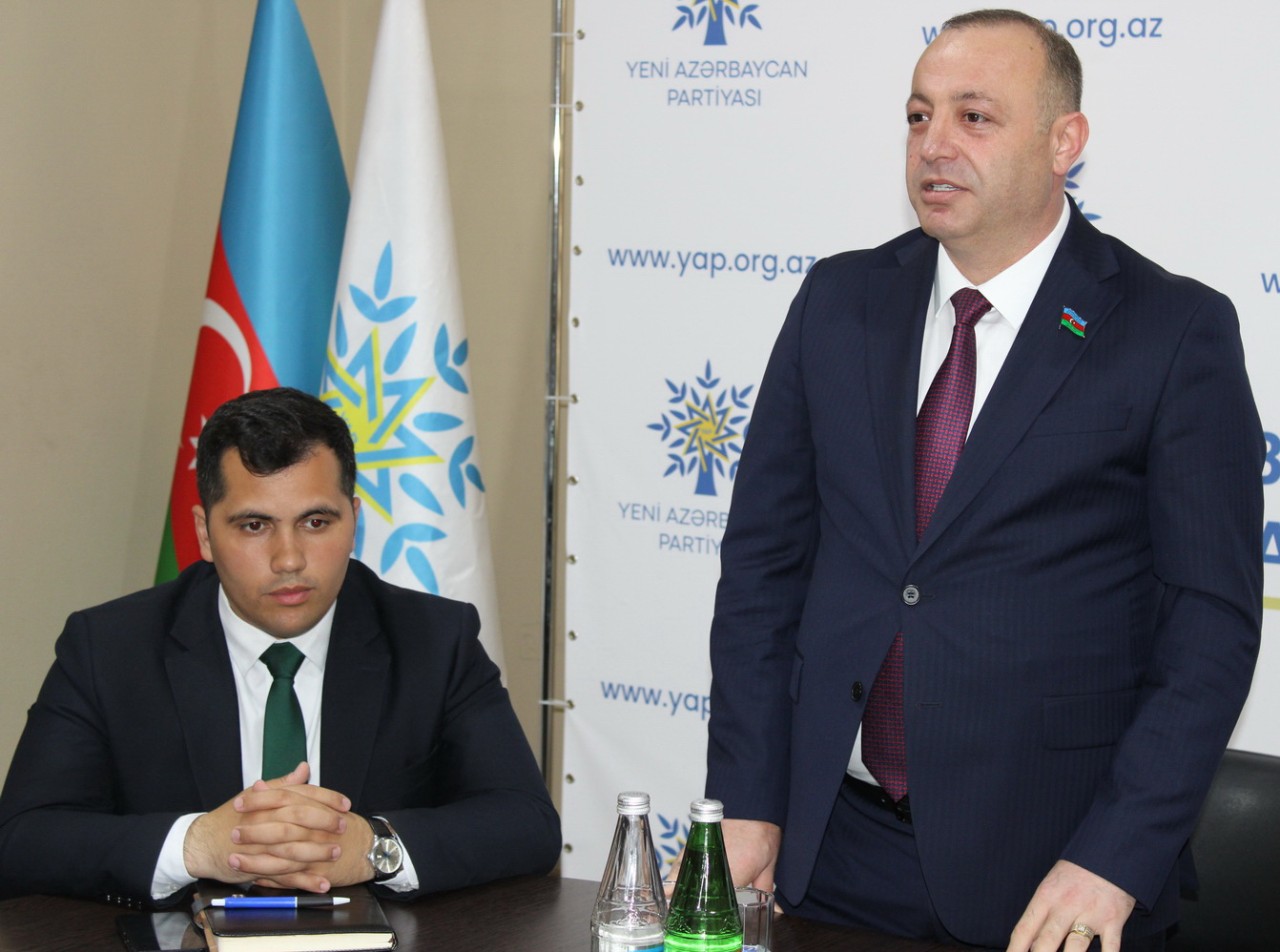 YAP Nizami rayon təşkilatı 28 Maya həsr olunmuş tədbir keçirdi - FOTOLAR
